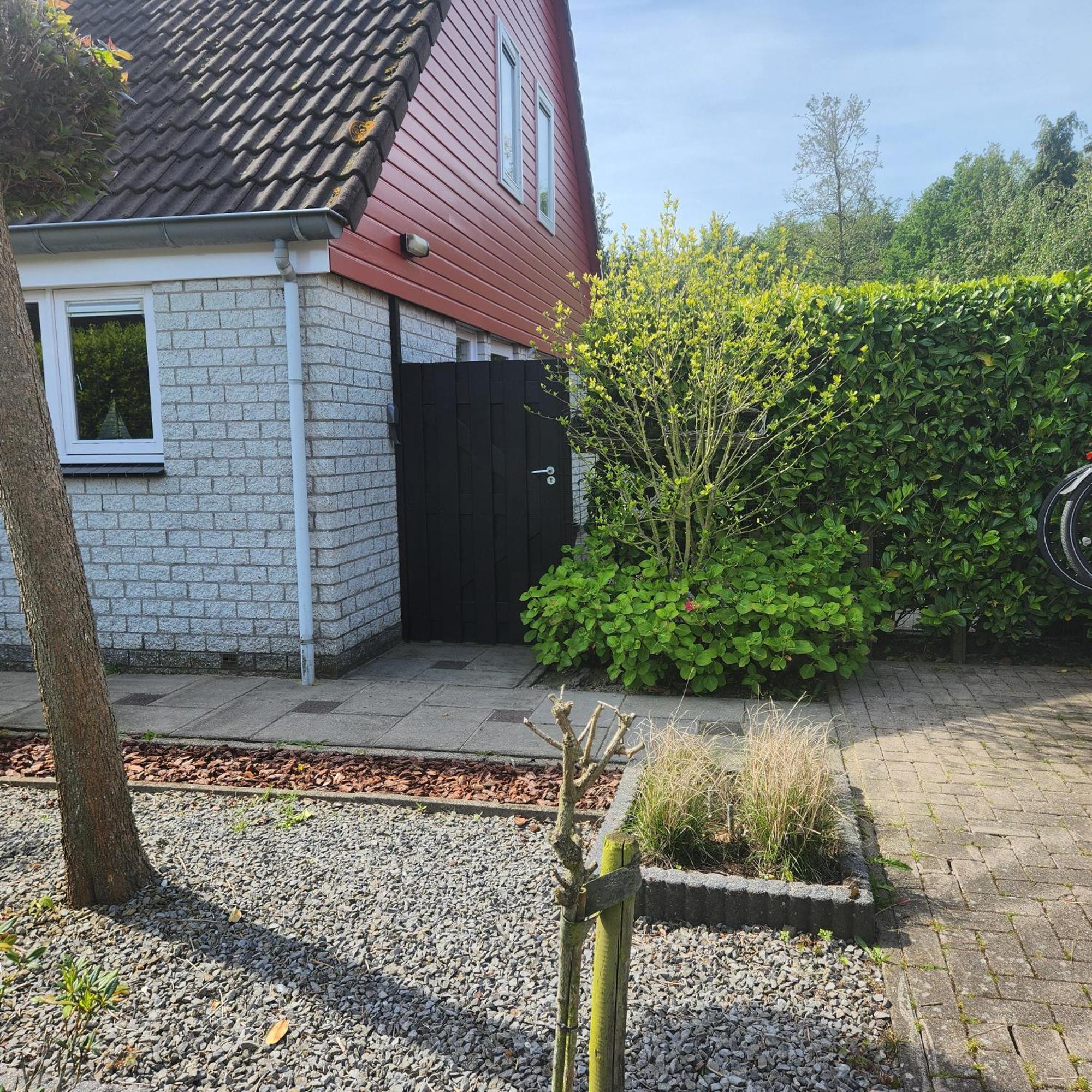 Vakantiehuis Op Villapark Oesterbaai Aan Zee , Met Speeltuin Grenzend Aan De Tuin Wemeldinge Exterior foto